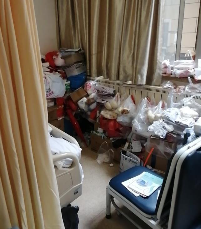这么脏乱差的地方竟然是病房？猜猜是哪个医院