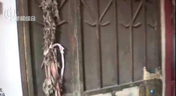 78岁独居老人在家中死亡多日，楼上血水滴到楼下…