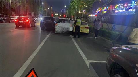 即墨交警这么认定责任对吗？恳请大家帮帮我