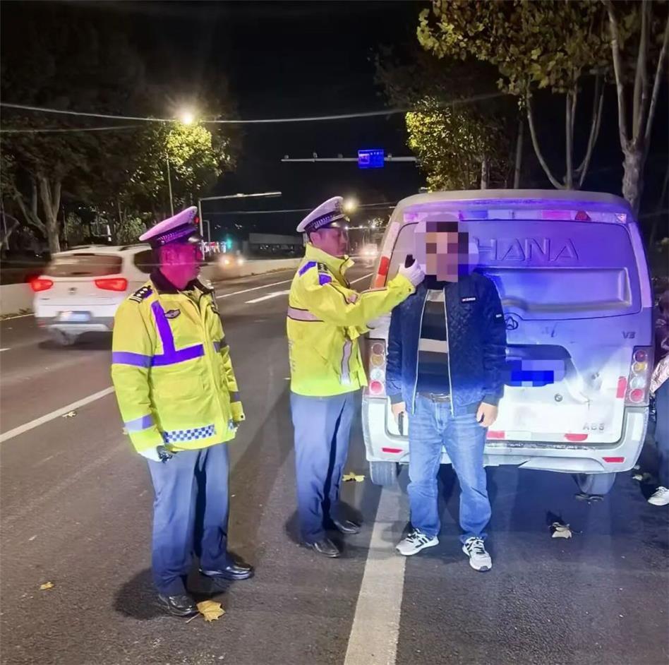 酒驾、改装车、超载…即墨交警持续严查各类交通违法行为