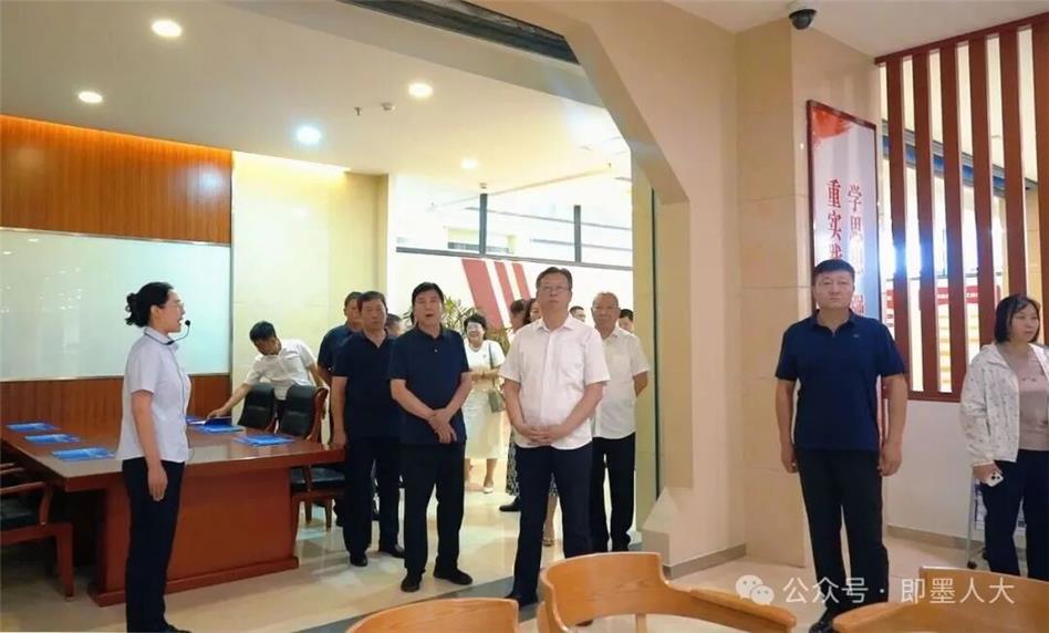 区政务服务中心人大代表联络站暨立法信息采集点正式启用